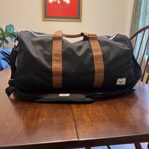 Herschel Supply Co 43L Novel Duffel